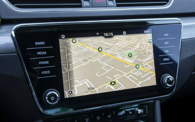 Skoda Superb cena 172000 przebieg: 5, rok produkcji 2024 z Brusy małe 407